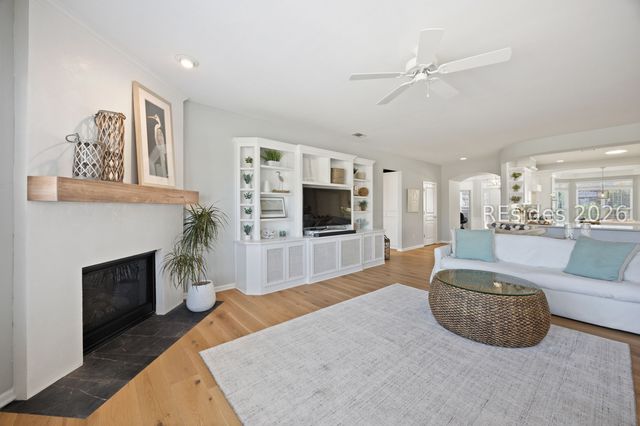 106 Shearwater Point Dr, Bluffton, SC 29909