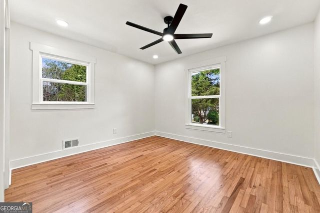 385 Greenwood Drive NW, Lilburn, GA 30047