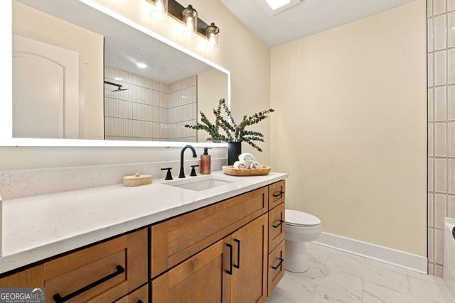 385 Greenwood Drive NW, Lilburn, GA 30047