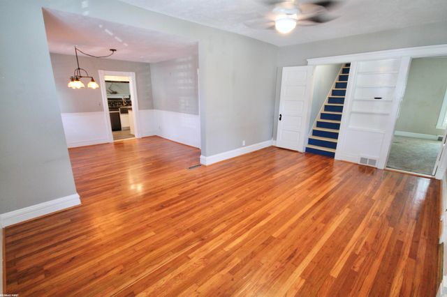 48 W Burdick Street, Oxford, MI 48371