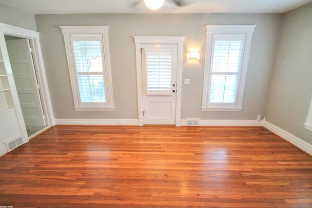 48 W Burdick Street, Oxford, MI 48371