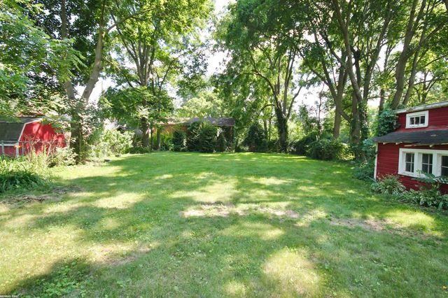 48 W Burdick Street, Oxford, MI 48371