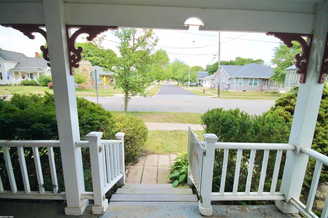 48 W Burdick Street, Oxford, MI 48371
