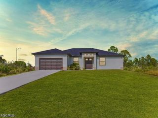 637 Cardinal ST E, Lehigh Acres, FL 33974