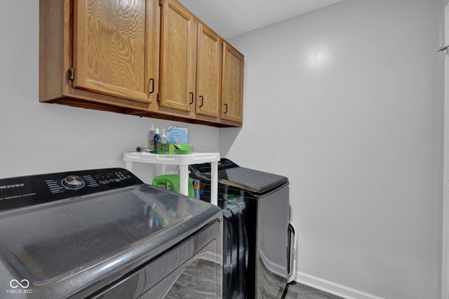 1957 Shiloh Drive, Columbus, IN 47203