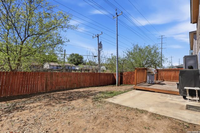 8502 Adams Hill, San Antonio, TX 78227