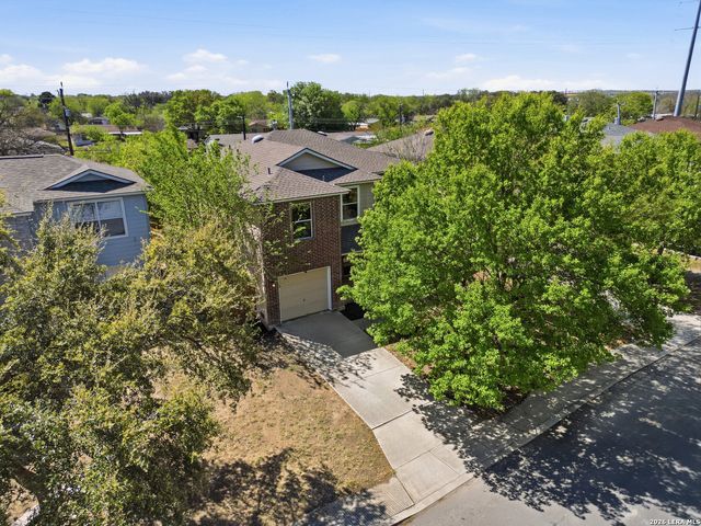 8502 Adams Hill, San Antonio, TX 78227