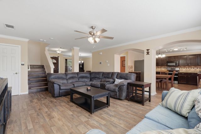 8502 Adams Hill, San Antonio, TX 78227