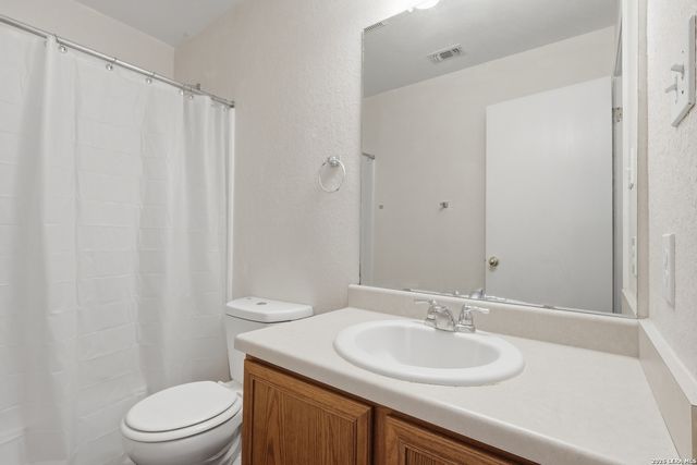 8502 Adams Hill, San Antonio, TX 78227