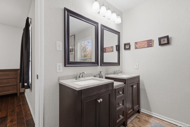 8502 Adams Hill, San Antonio, TX 78227