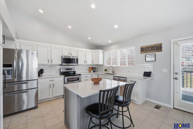 1148 NW Gary Street, Lincoln, NE 68521