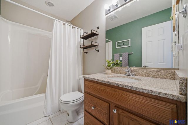 1148 NW Gary Street, Lincoln, NE 68521