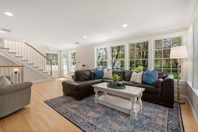 5 Harvard Drive, Sudbury, MA 01776