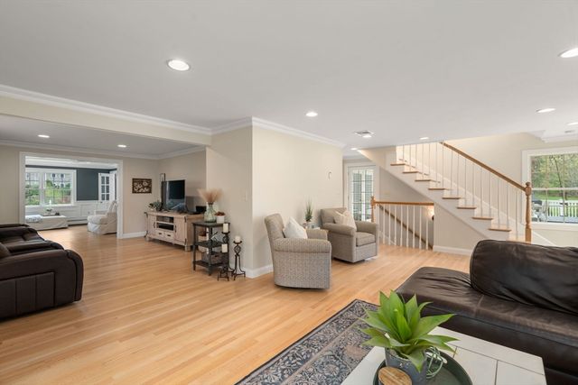 5 Harvard Drive, Sudbury, MA 01776