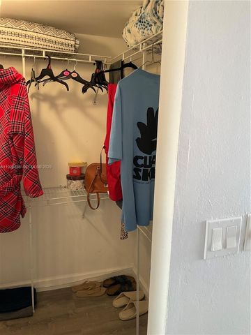 9201 Sunrise Lakes Blvd 205, Sunrise, FL 33322