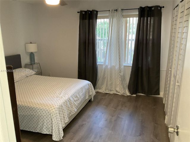 9201 Sunrise Lakes Blvd 205, Sunrise, FL 33322