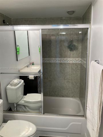 9201 Sunrise Lakes Blvd 205, Sunrise, FL 33322