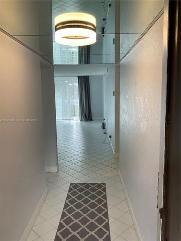 9201 Sunrise Lakes Blvd 205, Sunrise, FL 33322