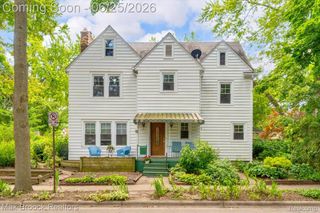 1432 E Park Place, Ann Arbor, MI 48104