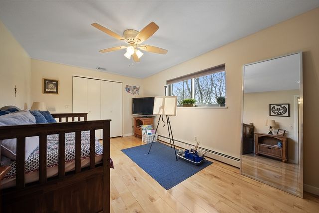 2 Remington Court, Derry, NH 03038