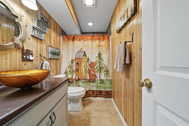 2 Remington Court, Derry, NH 03038