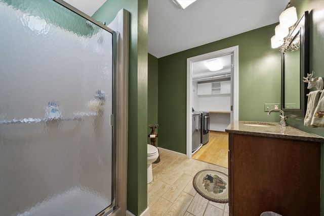 2 Remington Court, Derry, NH 03038