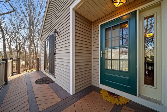 2 Remington Court, Derry, NH 03038