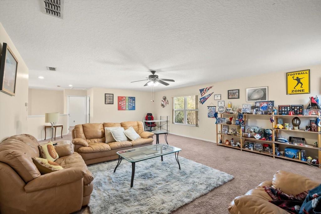 Image 29 of property listing at 10743 SUNRISE TERRACE DRIVE, Orlando, FL 32825