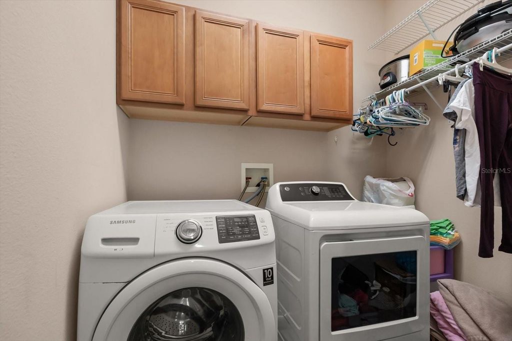 Image 31 of property listing at 10743 SUNRISE TERRACE DRIVE, Orlando, FL 32825