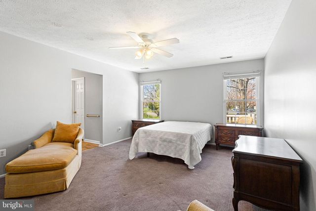 303 MOONSEED PL, Mount Laurel, NJ 08054