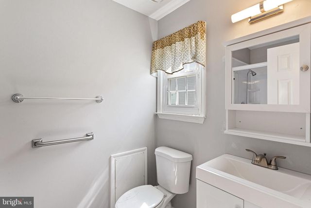 303 MOONSEED PL, Mount Laurel, NJ 08054