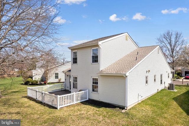 303 MOONSEED PL, Mount Laurel, NJ 08054