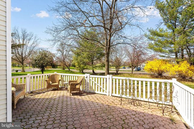 303 MOONSEED PL, Mount Laurel, NJ 08054