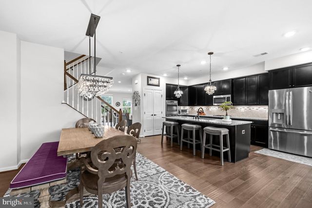 42102 WINNING GLORY DR, Aldie, VA 20105