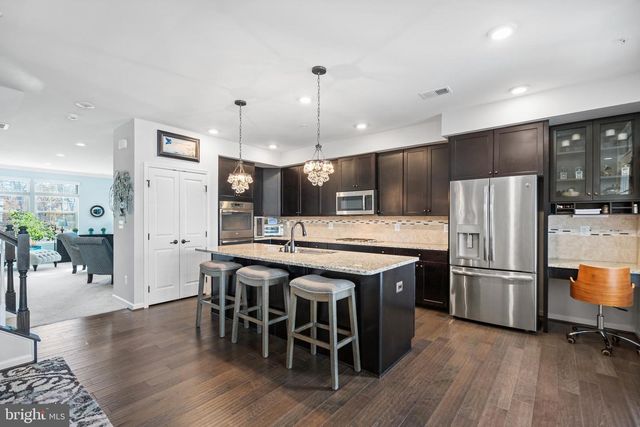42102 WINNING GLORY DR, Aldie, VA 20105