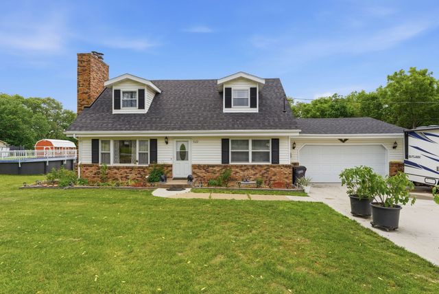 9122 141st Street West, Taylor Ridge, IL 61284