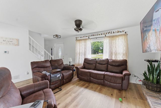 9122 141st Street West, Taylor Ridge, IL 61284