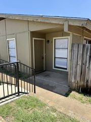 3005-B Parker LN B, Austin, TX 78741