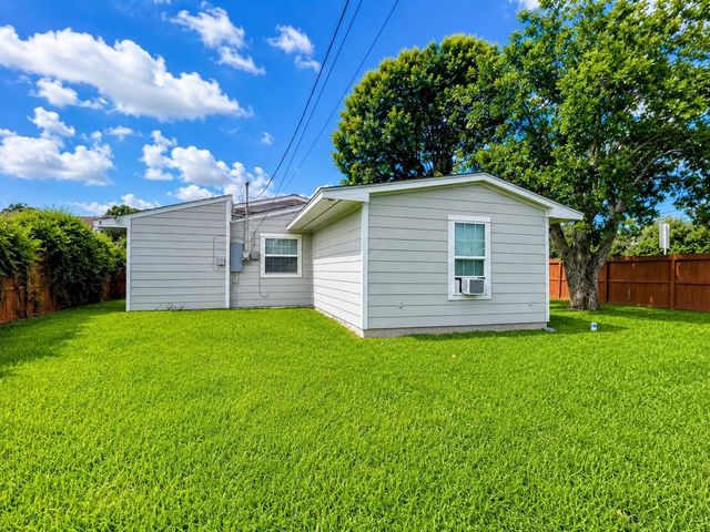 5103 Stuyvesant Lane, Houston, TX 77021