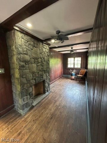 13067 Cedar Road, Cleveland Heights, OH 44118