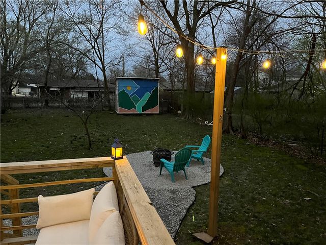 804 NW B Street, Bentonville, AR 72712