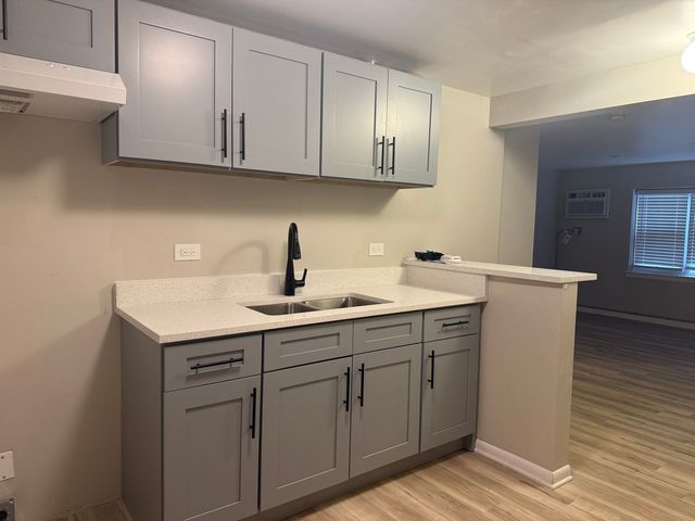1809 S 14th Avenue BW, Broadview, IL 60155