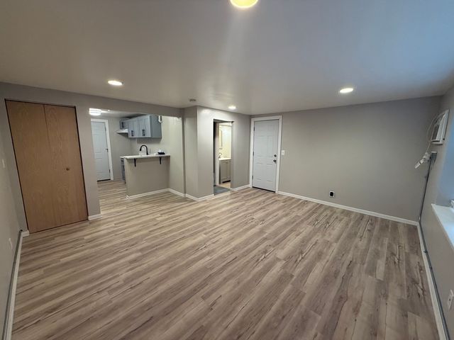 1809 S 14th Avenue BW, Broadview, IL 60155