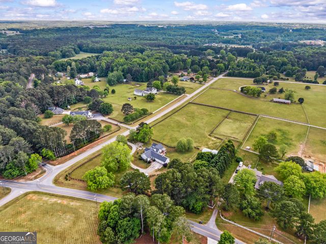 1131 Lipscomb Road, Social Circle, GA 30025