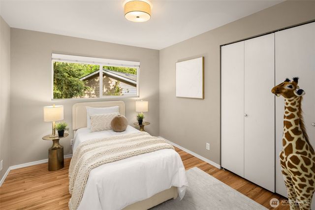 12532 SE 70th Street, Newcastle, WA 98056