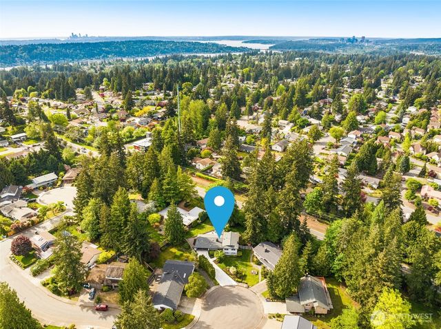12532 SE 70th Street, Newcastle, WA 98056