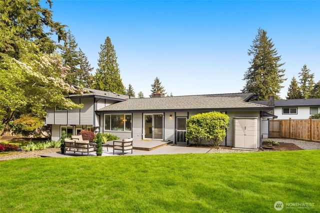 12532 SE 70th Street, Newcastle, WA 98056