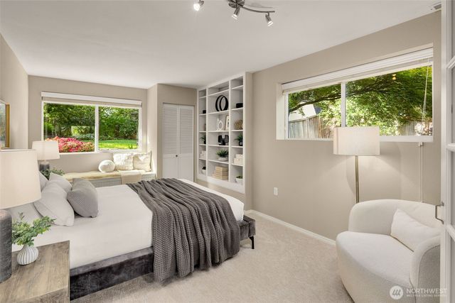 12532 SE 70th Street, Newcastle, WA 98056