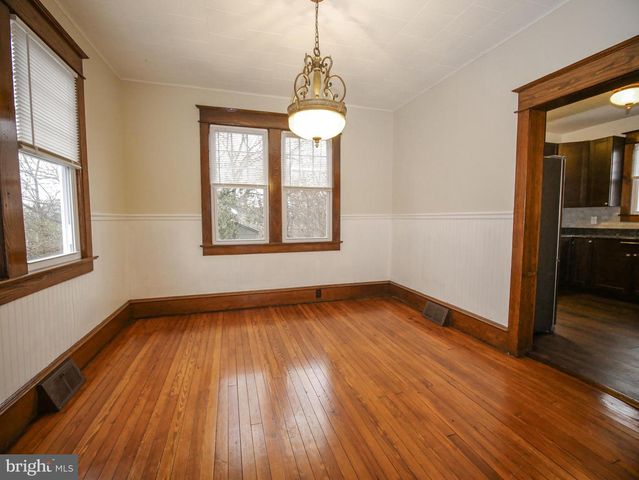 332 CROWN POINT RD, Thorofare, NJ 08086
