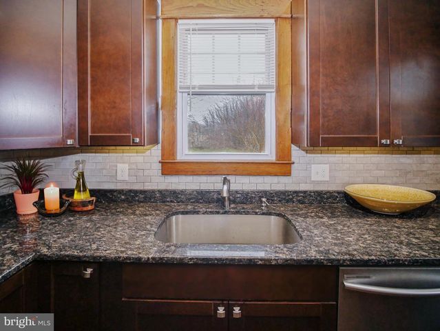 332 CROWN POINT RD, Thorofare, NJ 08086